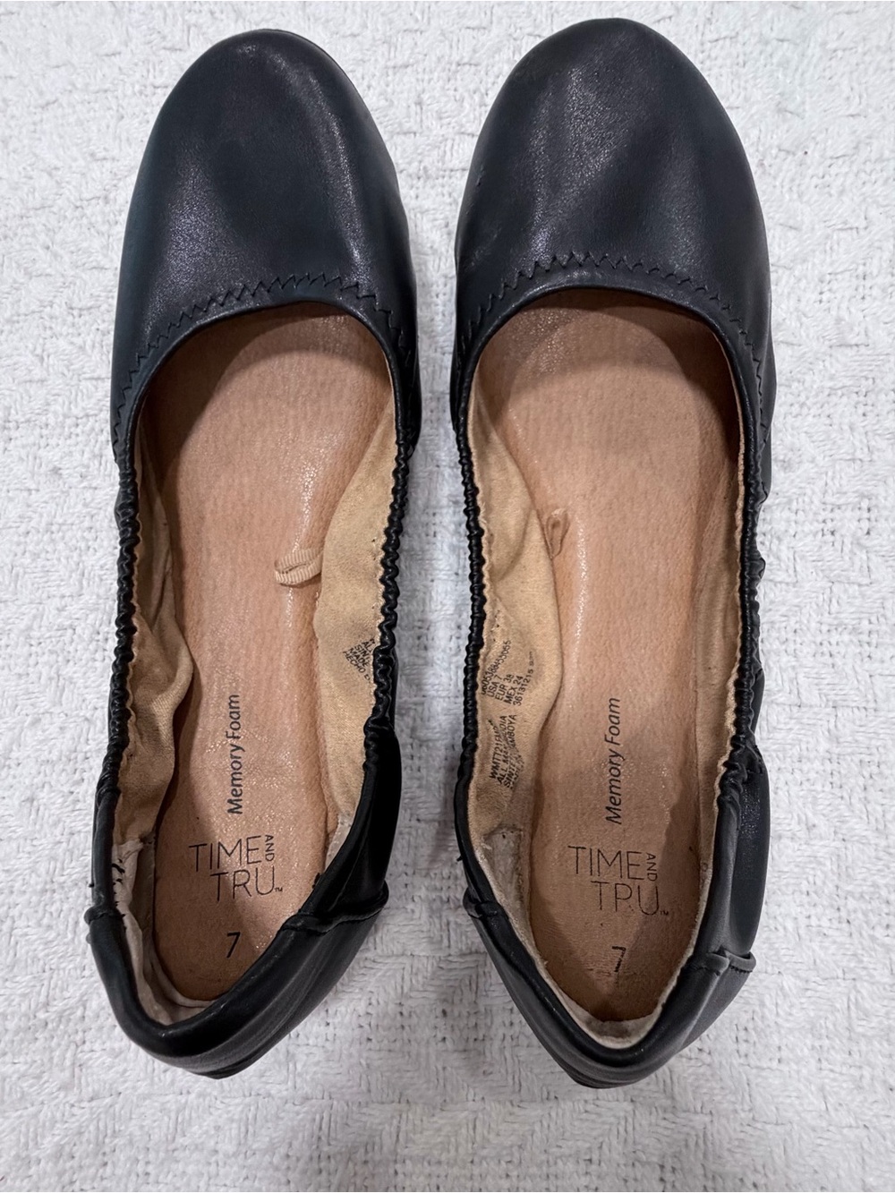 Time and Tru Black Slip-On Memory Foam Ballet Flats